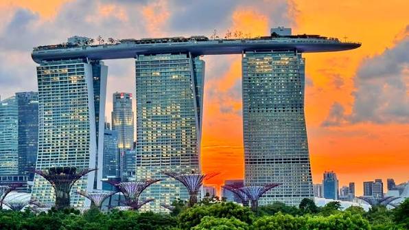 Magical Christmas Escape-Malaysia and Singapore
